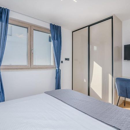 Villa Njivice Apartment Ema Экстерьер фото